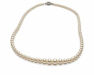 Richelieu Graduated Faux Pearl Necklace with Sterling Silver Clasp