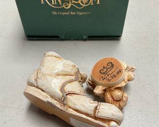 Harmony Kingdom Solemate Dog-in-Boot Box Figurine RW99DL, Signed (2/5)