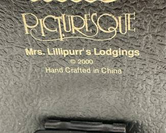 Harmony Kingdom Picturesque Mrs. Lillipurr’s Lodgings PXXMASLECA Relief Tile (3/5)