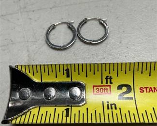 14k White Gold Stone-Set Hoop Earrings (3/4)