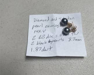 14K Yellow Gold Tahitian Pearl and Diamond Drop Earrings (3/3)