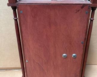 Wooden Pillar-and-Scroll Mantel Clock with Landscape Panel (2/2)