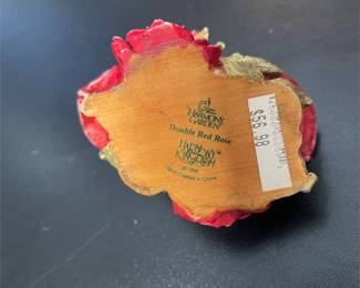 Harmony Kingdom Double Red Rose Box Figurine, Lord Byron’s Harmony Garden (3/3)