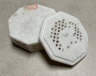 Carved White Stone Elephant Box with Inlaid Floral Border (2/4)