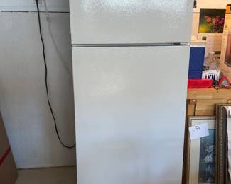 HotPoint Refrigerator. Age unknown. Approximately 30 years old. Still running great! H- 67.Price - $30.00