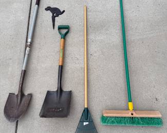 Set of 4 garden tools with No Pooping yard sign. Price -$18.00