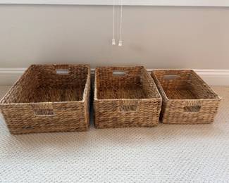 Set of 3 Nesting baskets. Price - $10.00
