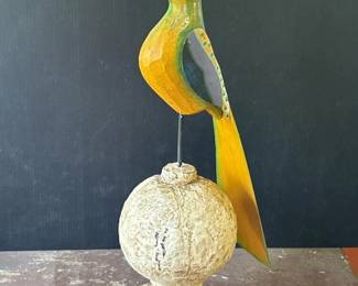 047 handpaintedfolkartbirdsculptureon