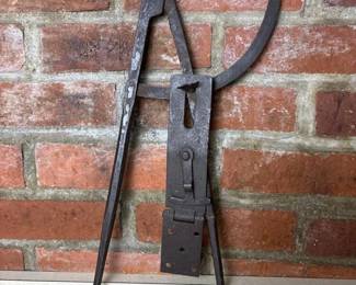 451 antiqueironblacksmithdividercaliper
