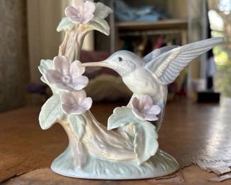 200 porcelainhummingbirdfigurinewithflow