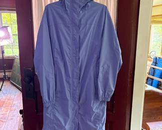 062 llbeanwomensbluenylonhoodedrainc