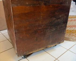 529 woodenstoragechestoncastersrustics