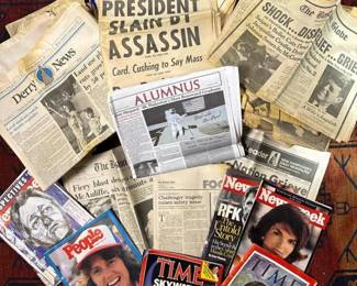 103 vintagenewspapersandmagazinescoverin