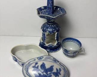 324 chineseblueandwhiteporcelaintrinket