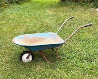 086 bluemetalwheelbarrowwithsinglepneum