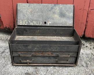 085 vintagemetaltoolboxwithdrawers