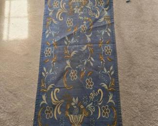 177 floralpatterntapestryruginthemanne