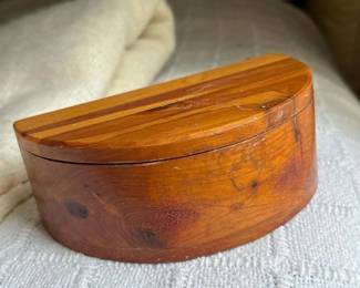 203 woodenhalfmoontrinketboxwithhinged