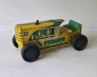 031 marxtinwinduptractoryellowandgree