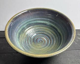 294 handthrownglazedpotterybowlinthea