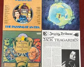 146 vinylrecordsyesfragilebigbanderaj