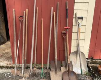 537 vintageshovelsgardenhoesandgardenr