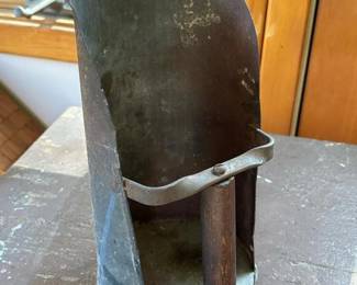 383 antiquemetalcoalorashscoopwithwoo