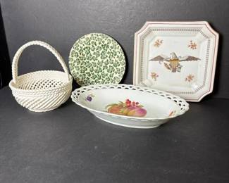 438 assortedtablewarelot