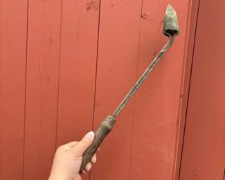 552 vintagecoppersolderingironwithwoode