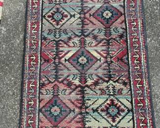 053 40x27orientalstylearearugwithgeome