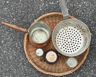 158 lotofvintagekitchenutensils