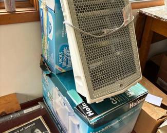 152 lotofthreesmallhomeappliances