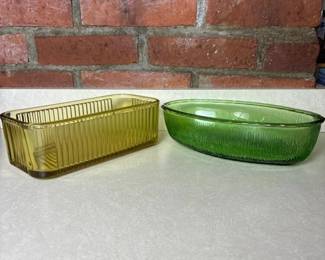 434 vintageftd1975greenandamberglass