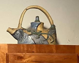Hand-Throw Teapot