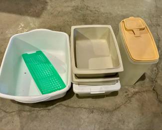 Small Kitchen Storage Container Lot
