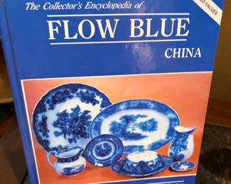 The Collectors Book of Flow Blue China 