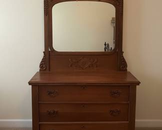 Victorian Eastlake Oak Dresser with Mirror