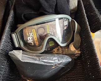 ESS Profile NVG Goggles Foliage Green with Universal RX System