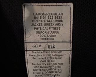 US Army Physical Fitness Uniform APFU Jacket second image