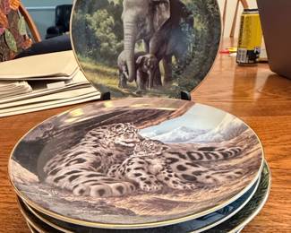 W.S. George Last of Their Kind Endangered Species Collector Plates by W. Nelson second image