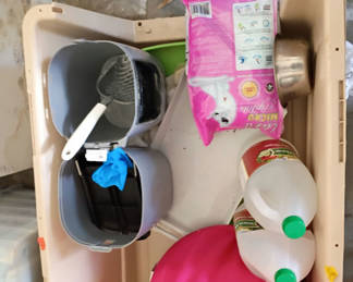 Lot 109: Pet Crate, Litter Boxes, Storage Bin, and Pet Supplies