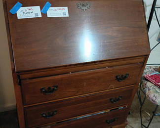 Lot 21: Wood Rolltop Desk