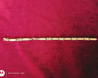 Lot 73: Gold 10k Link Bracelet