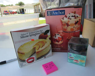 Lot 85: Assorted Bakeware and Dessert Serving Items