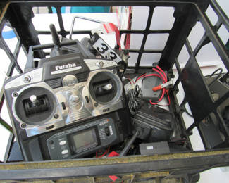 Lot 98: Assorted Radio Control and Communication Electronics