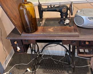 Antique Iron Base Stand - Sewing Machine 