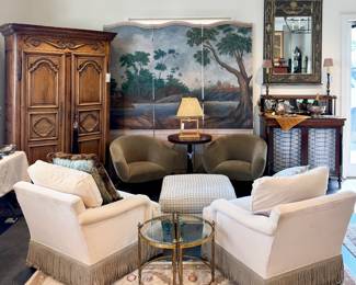 Lovely Conversation Area