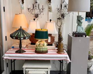 Bunny Majolica Lamp