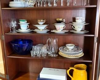 06 china hutch