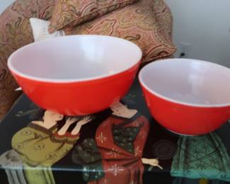 red  pyrex  bowls